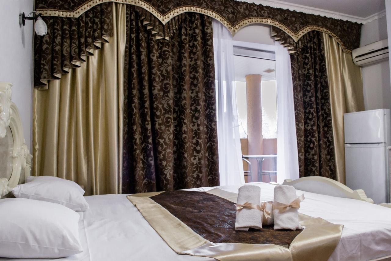 Beauty Complex Hotel Berehove  Luaran gambar