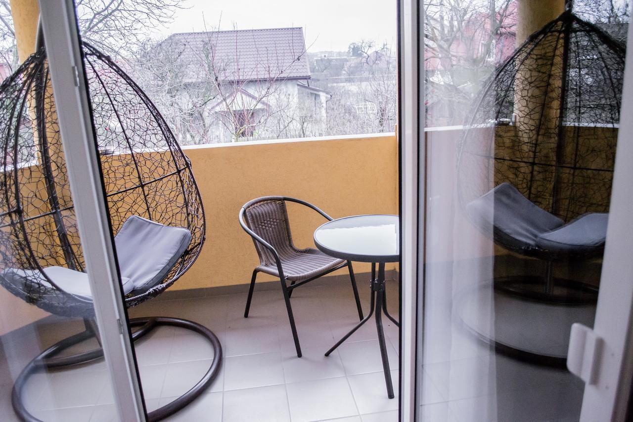 Beauty Complex Hotel Berehove  Luaran gambar