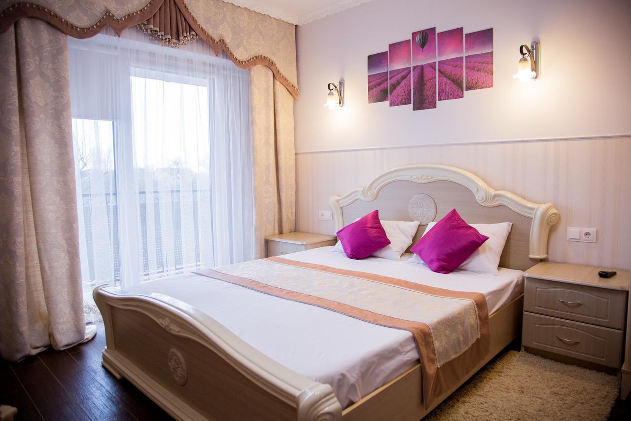Beauty Complex Hotel Berehove  Luaran gambar
