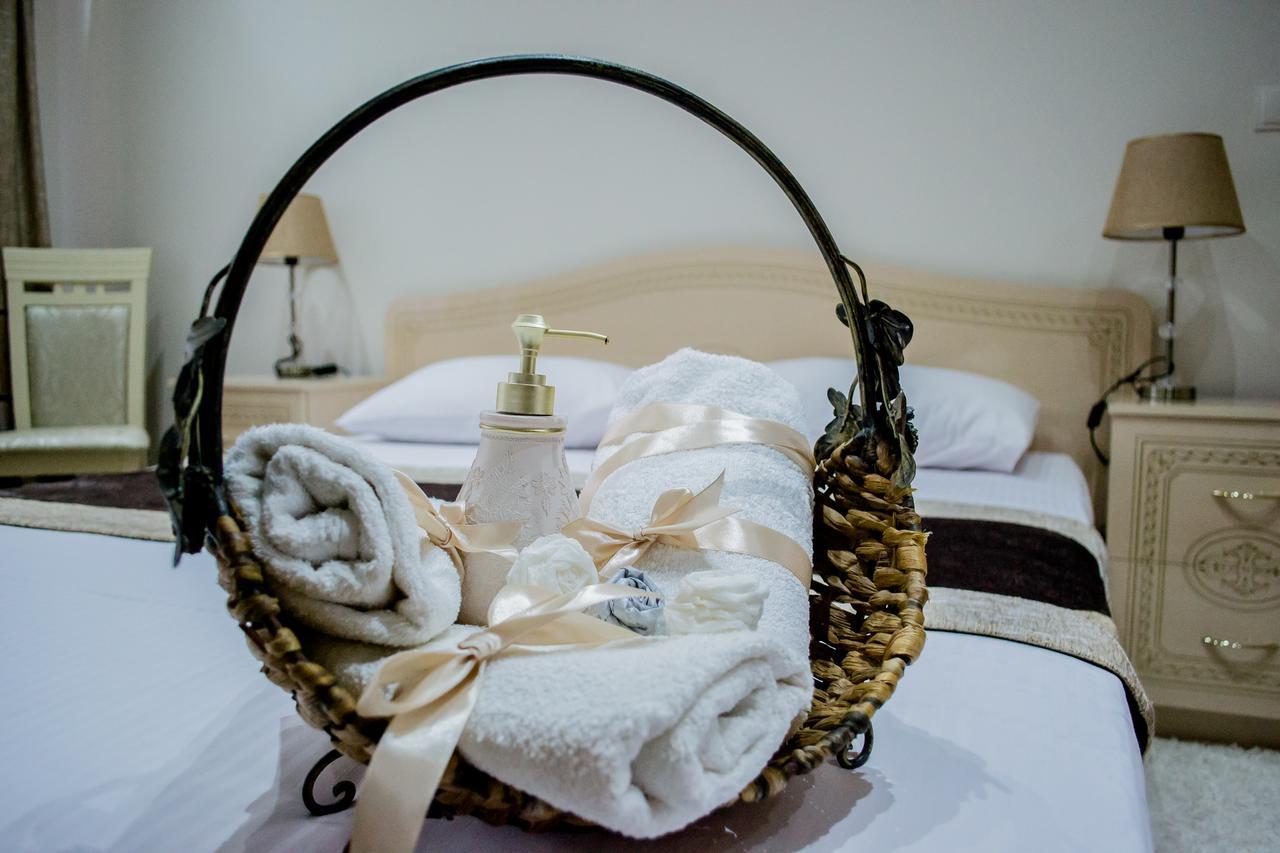 Beauty Complex Hotel Berehove  Luaran gambar