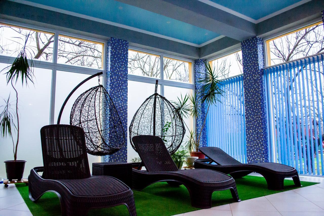 Beauty Complex Hotel Berehove  Luaran gambar