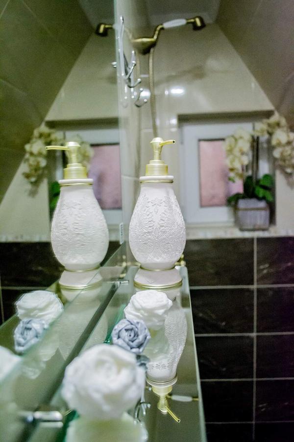 Beauty Complex Hotel Berehove  Luaran gambar